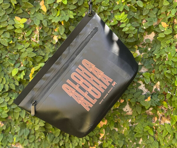Aloha Waterproof Pouch with Splash-Proof Zipper - Black - Image 3