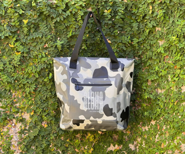sun yearround camo tote white aloha front