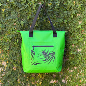 sun yearround green tote black palm front