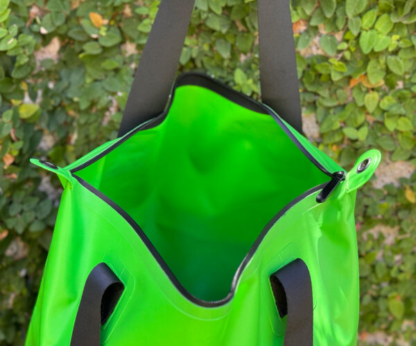 Black Palm Waterproof Tote Bag with Splash-Proof Zippers – Green - Image 5
