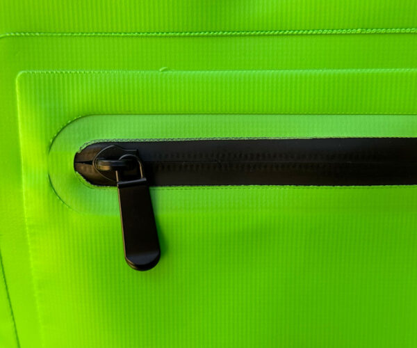 sun yearround green tote black palm pocket zipper